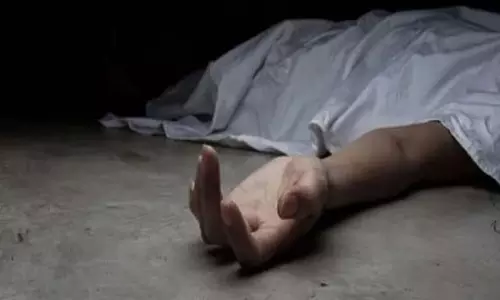 Tamil Nadu : नशे में धक्का दिए जाने से मां की मौत, बेटा गिरफ्तार Tamil Nadu : नशे में धक्का दिए जाने से मां की मौत, बेटा गिरफ्तार