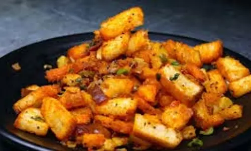 Bread Upma Recipe:  क्रिस्पी और टेस्टी ब्रेड उपमा, जानिए 15 मिनट में तैयार होने वाली रेसिपी