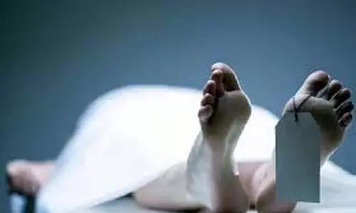 Bhind: खुले नाले में मिला युवक का शव, फैली सनसनी