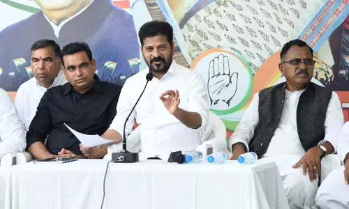 केंद्र ने राज्य के पिछड़ा वर्ग आरक्षण विधेयक में देरी की: Revanth