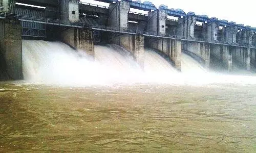 महानदी विवाद: ओडिशा CM ने छत्तीसगढ़ से सौहार्दपूर्ण समाधान की अपील महानदी विवाद: ओडिशा CM ने छत्तीसगढ़ से सौहार्दपूर्ण समाधान की अपील