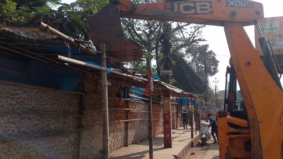 Silchar में भीड़भाड़ वाले सार्वजनिक स्थानों को पुनः प्राप्त करने के लिए Silchar में भीड़भाड़ वाले सार्वजनिक स्थानों को पुनः प्राप्त करने के लिए