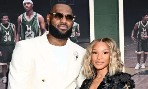 Lakers star LeBron James को केंड्रिक के गीत गाते हुए देखा गया