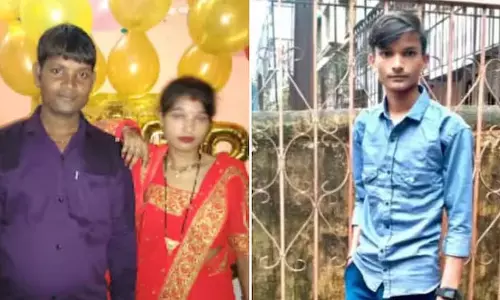 कब्र पर टाइल लगाने के लिए काम पर रखे गए व्यक्ति को नहीं पता था कि वह अपने ही भाई को दफना रहा कब्र पर टाइल लगाने के लिए काम पर रखे गए व्यक्ति को नहीं पता था कि वह अपने ही भाई को दफना रहा