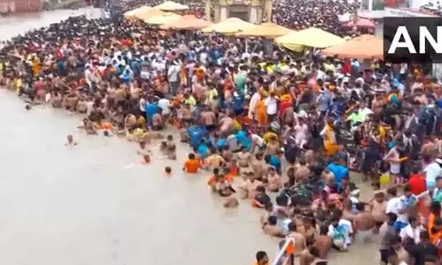 4.5 करोड़ श्रद्धालुओं के हरिद्वार आगमन के साथ कांवड़ यात्रा संपन्न 4.5 करोड़ श्रद्धालुओं के हरिद्वार आगमन के साथ कांवड़ यात्रा संपन्न