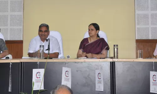 Jaipur: सहकारिता मंत्री ने की सहकार जीवन रक्षा बीमा योजना की समीक्षा Jaipur: सहकारिता मंत्री ने की सहकार जीवन रक्षा बीमा योजना की समीक्षा