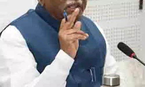 Rajasthan के राज्यपाल ने कल्याणकारी योजनाओं के कार्यान्वयन की समीक्षा की Rajasthan के राज्यपाल ने कल्याणकारी योजनाओं के कार्यान्वयन की समीक्षा की
