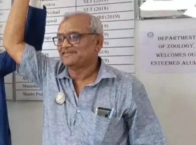 इन्वर्टर को ऑफ करते वक्त रिटायर्ड प्रोफेसर की मौत, करंट लगा इन्वर्टर को ऑफ करते वक्त रिटायर्ड प्रोफेसर की मौत, करंट लगा