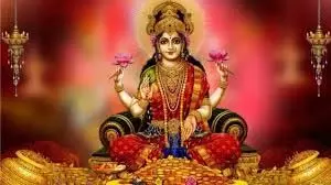 Shukrawar ke Upay: शुक्रवार को करें ये उपाय, मां लक्ष्मी की कृपा से खुलेंगे बंद किस्मत के ताले और होगी धन की वर्षा Shukrawar ke Upay: शुक्रवार को करें ये उपाय, मां लक्ष्मी की कृपा से खुलेंगे बंद किस्मत के ताले और होगी धन की वर्षा