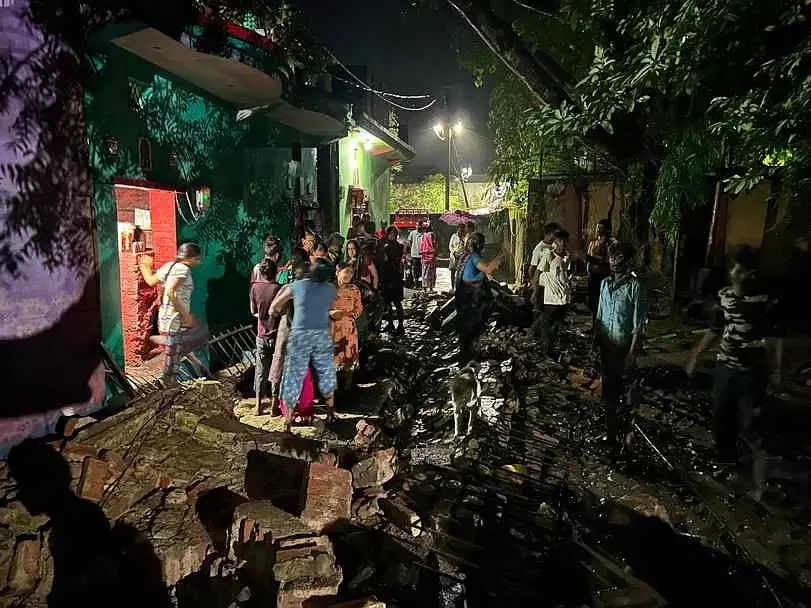 MP News: बारिश में बीएसएनएल की दीवार गिरी, बच्ची और गाय की मौत MP News: बारिश में बीएसएनएल की दीवार गिरी, बच्ची और गाय की मौत