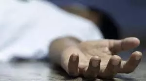 Bihar: ट्रेन में सफर कर रहे थे यात्री, अचानक मच गई चीख-पुकार Bihar: ट्रेन में सफर कर रहे थे यात्री, अचानक मच गई चीख-पुकार