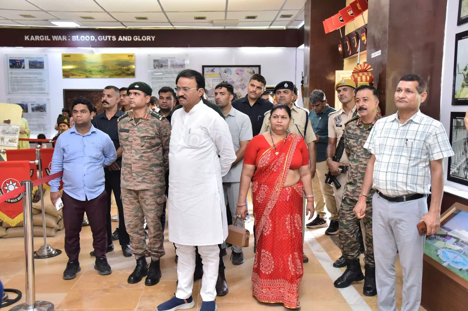 Jaipur: उपमुख्यमंत्री ने किया जैसलमेर स्थित वॉर म्यूजियम का अवलोकन Jaipur: उपमुख्यमंत्री ने किया जैसलमेर स्थित वॉर म्यूजियम का अवलोकन