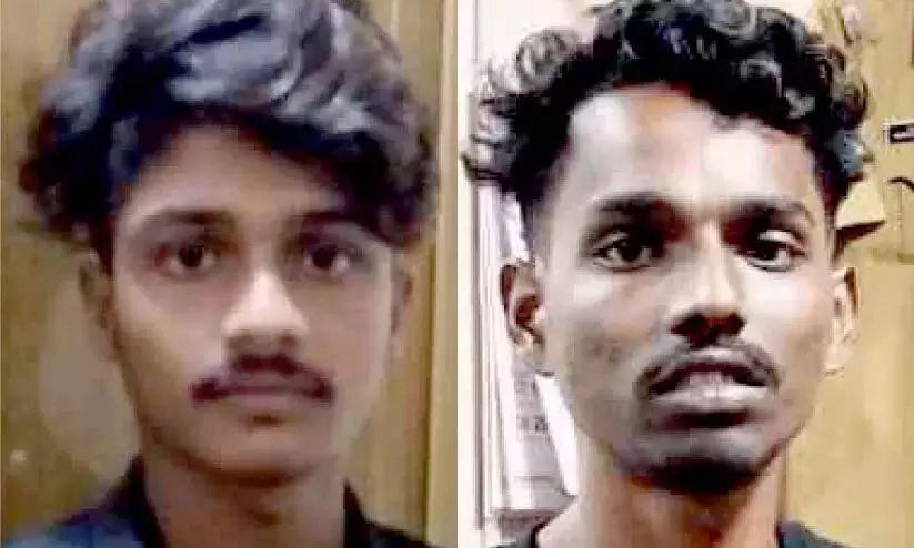 Kerala : ड्रग्स और गांजे के साथ दो युवक गिरफ्तार Kerala : ड्रग्स और गांजे के साथ दो युवक गिरफ्तार