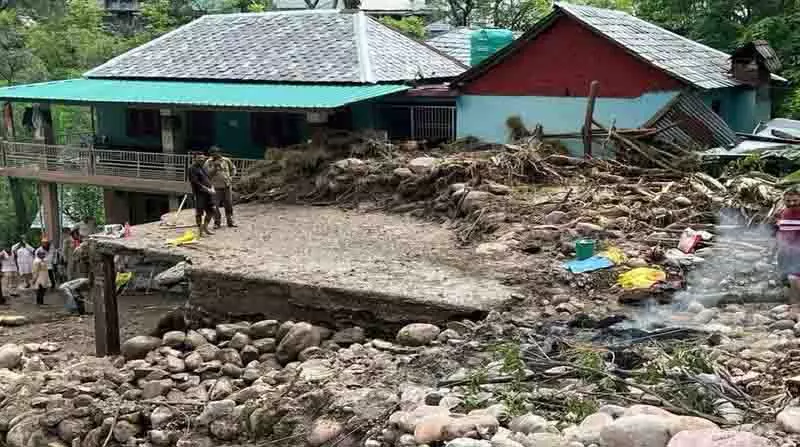 Himachal में बार-बार होने वाली आपदाओं के कारणों की जांच के लिए केंद्रीय टीम से आग्रह Himachal में बार-बार होने वाली आपदाओं के कारणों की जांच के लिए केंद्रीय टीम से आग्रह