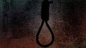 मृत माँ को सपने में देखने के बाद सोलापुर के लड़के ने की आत्महत्या मृत माँ को सपने में देखने के बाद सोलापुर के लड़के ने की आत्महत्या