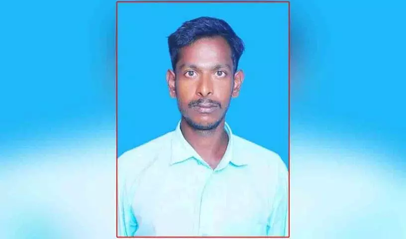 आर्थिक तंगी के कारण किसान ने कीटनाशक पीकर की आत्महत्या आर्थिक तंगी के कारण किसान ने कीटनाशक पीकर की आत्महत्या