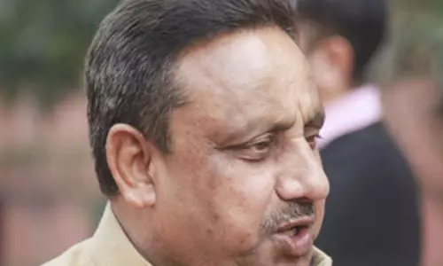 शशि थरूर का भाजपा सांसद प्रवीण खंडेलवाल ने किया समर्थन, बोले-पहले राष्ट्र फिर राजनीति