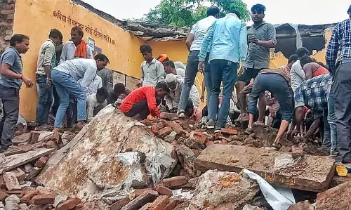 Rajasthan : स्कूल की इमारत ढहने से चार बच्चों की मौत, 17 घायल