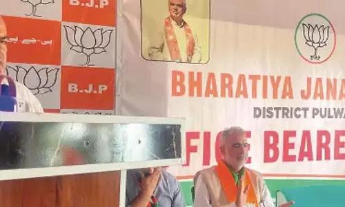 अशोक कौल ने पुलवामा में संगठनात्मक बैठक की अध्यक्षता की अशोक कौल ने पुलवामा में संगठनात्मक बैठक की अध्यक्षता की