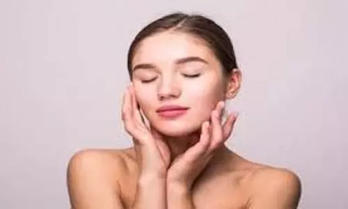 Skin Care Tips: प्राकृतिक निखार और मुलायम त्वचा पाएं, घर पर बनाएं असरदार चावल का स्क्रब Skin Care Tips: प्राकृतिक निखार और मुलायम त्वचा पाएं, घर पर बनाएं असरदार चावल का स्क्रब