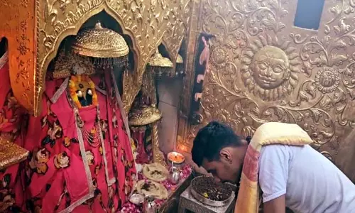 Himachal Pradesh : प्रसिद्ध शक्तिपीठ श्री नैनादेवी में श्रावण अष्टमी मेला शुरू Himachal Pradesh : प्रसिद्ध शक्तिपीठ श्री नैनादेवी में श्रावण अष्टमी मेला शुरू