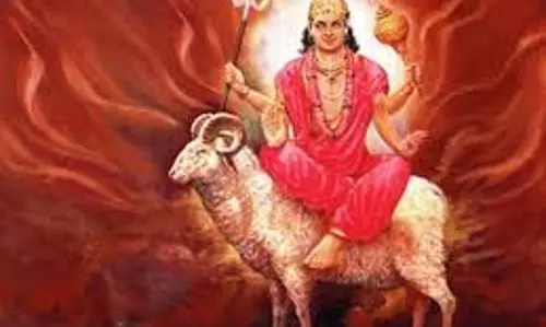 Mangal Gochar:  28 जुलाई को मंगल बदलेगा अपनी चाल, इन 3 राशियों की बिगड़ सकती है आर्थिक स्थिति