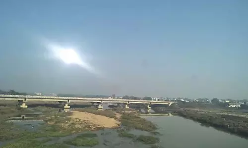 Odisha के बारीपदा में नदियों से गाद निकालने का काम शुरू Odisha के बारीपदा में नदियों से गाद निकालने का काम शुरू