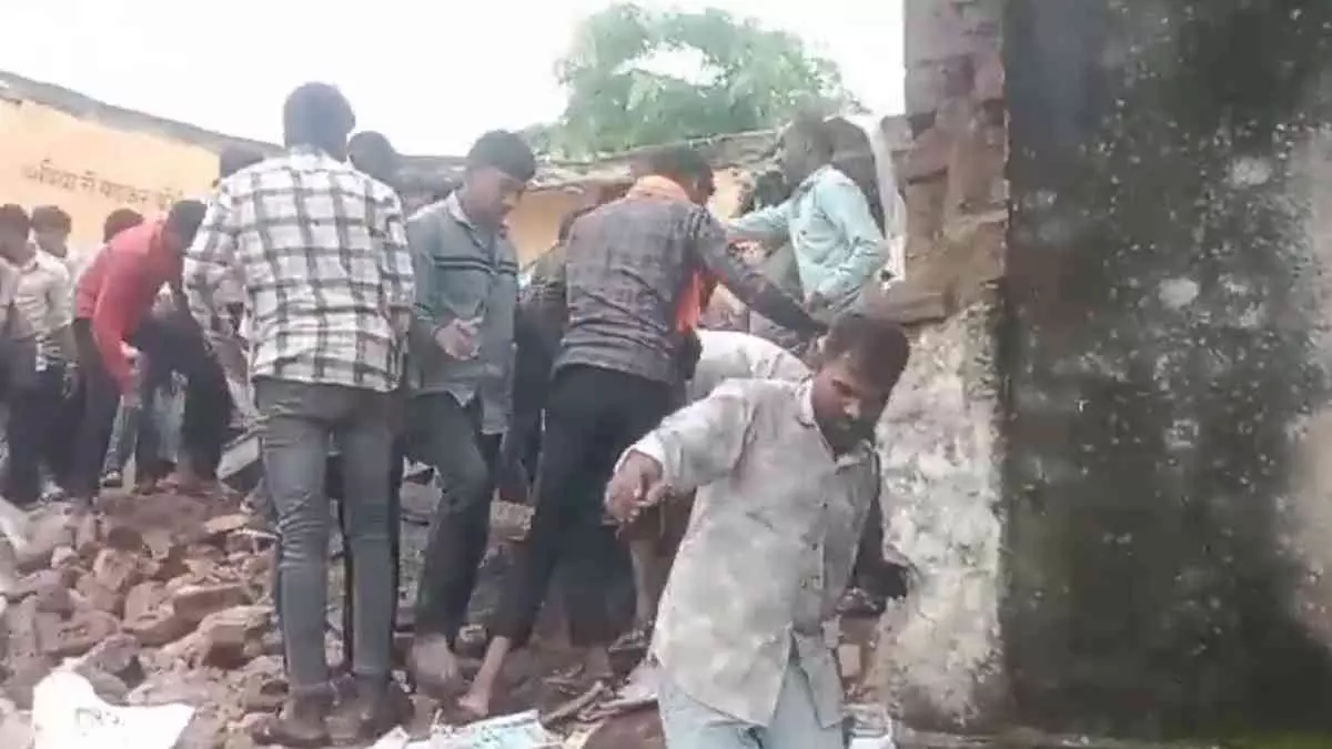 Jhalawa के पीपलोदी में विद्यालय में हुए हादसे पर राज्यपाल की शोक संवेदना Jhalawa के पीपलोदी में विद्यालय में हुए हादसे पर राज्यपाल की शोक संवेदना