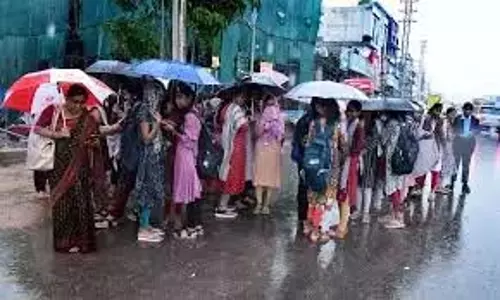 Hyderabad में बारिश जारी