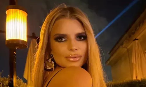 क्या Jessica Simpson ने नए ट्रैक में अपने पूर्व प्रेमी एरिक जॉनसन पर छाया डाली?
