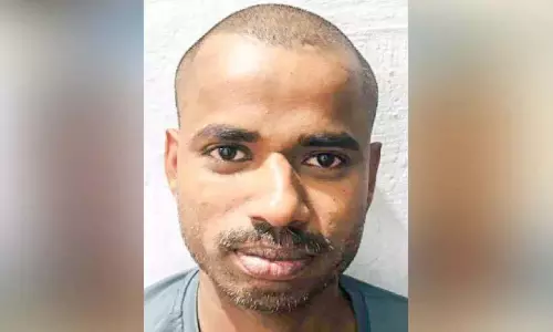 पथिरीपला के एक होटल में चोरी; पुलिस ने कुछ ही घंटों में चोर को गिरफ्तार कर लिया पथिरीपला के एक होटल में चोरी; पुलिस ने कुछ ही घंटों में चोर को गिरफ्तार कर लिया