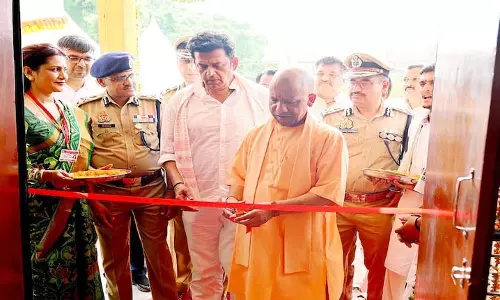 Yogi Adityanath ने उत्तर प्रदेश को उत्सव प्रदेश में बदलने की सराहना की