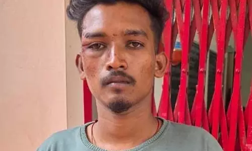 बाइक ठीक से चलाने कहा तो सीने में घोंपा चाकू, स्टंटबाज बदमाश गिरफ्तार