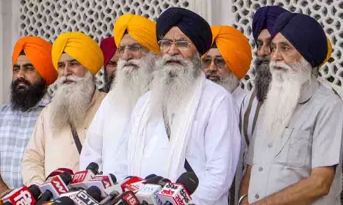 श्रीनगर में गुरु के शहीदी समारोह में नृत्य कार्यक्रम से नाराजगी, SGPC ने पंजाब सरकार से माफी की मांग की