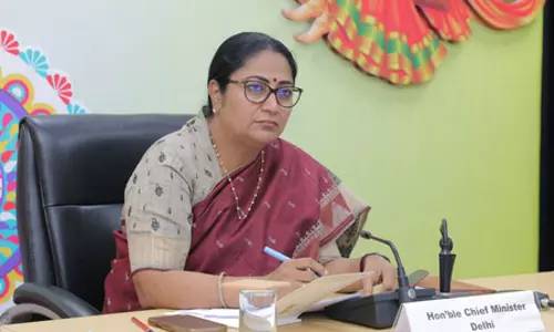 दिल्ली के सभी मेडिकल स्टोर्स पर सीसीटीवी कैमरे अनिवार्य, सरकार का सख्त निर्देश दिल्ली के सभी मेडिकल स्टोर्स पर सीसीटीवी कैमरे अनिवार्य, सरकार का सख्त निर्देश