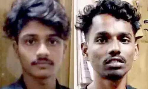 Kerala : ड्रग्स और गांजे के साथ दो युवक गिरफ्तार Kerala : ड्रग्स और गांजे के साथ दो युवक गिरफ्तार