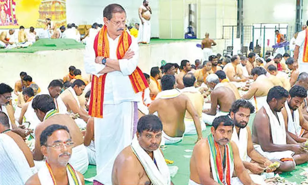 श्रीशैलम मंदिर को 4.17 करोड़ रुपये से अधिक का हुंडी चढ़ावा प्राप्त हुआ