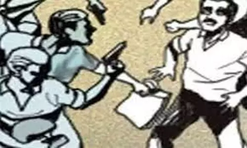 Dhanbad में नकाबपोशों का आतंक, सीसीएल कर्मी के घर लूटपाट