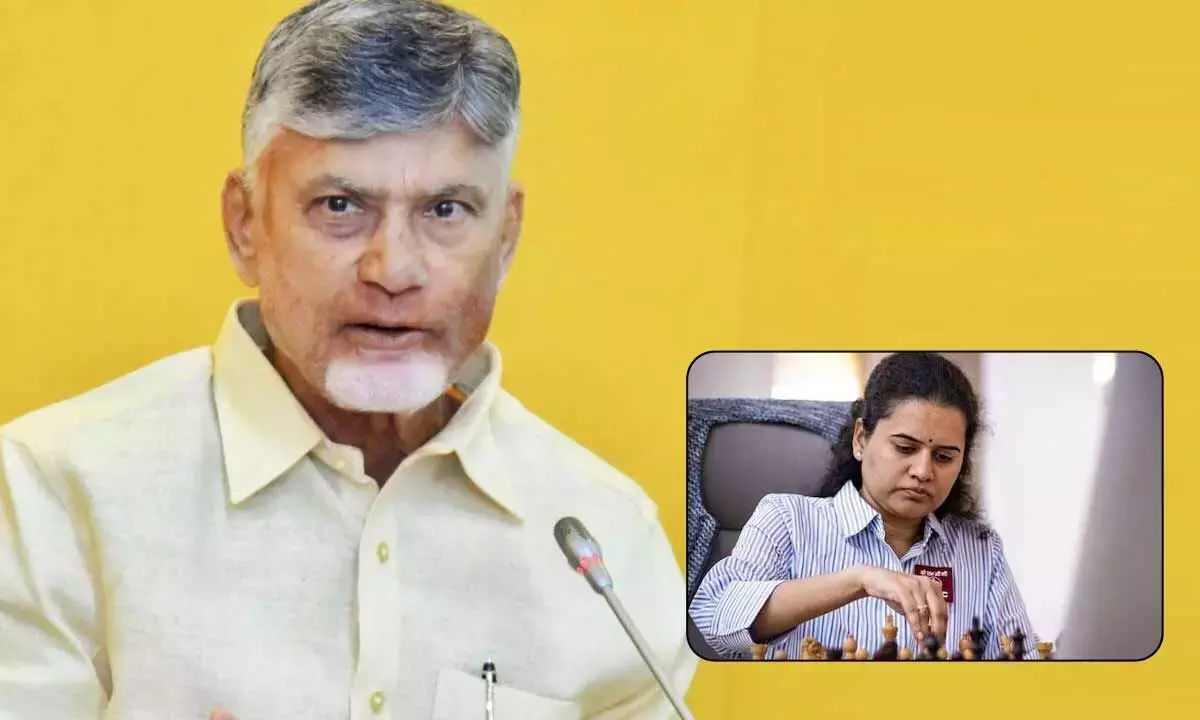 CM ने FIDE वर्ल्ड कप फाइनल में पहुंचने पर शतरंज स्टार कोनेरू हम्पी की सराहना की CM ने FIDE वर्ल्ड कप फाइनल में पहुंचने पर शतरंज स्टार कोनेरू हम्पी की सराहना की