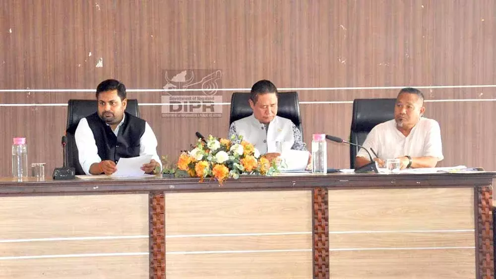 मोकोकचुंग DPDB ने प्रमुख योजनाओं और सोसाइटियों को हरी झंडी दी मोकोकचुंग DPDB ने प्रमुख योजनाओं और सोसाइटियों को हरी झंडी दी