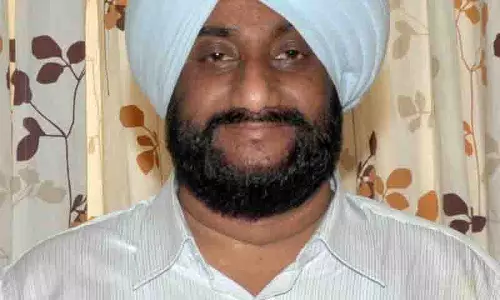 मोहाली के MLA कुलवंत सिंह ने नियुक्ति के कुछ दिन बाद ही PCA महासचिव पद से इस्तीफा दे दिया मोहाली के MLA कुलवंत सिंह ने नियुक्ति के कुछ दिन बाद ही PCA महासचिव पद से इस्तीफा दे दिया