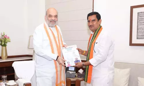 राज्यमंत्री तोखन साहू ने केंद्रीय गृहमंत्री अमित शाह से की सौजन्य भेंट