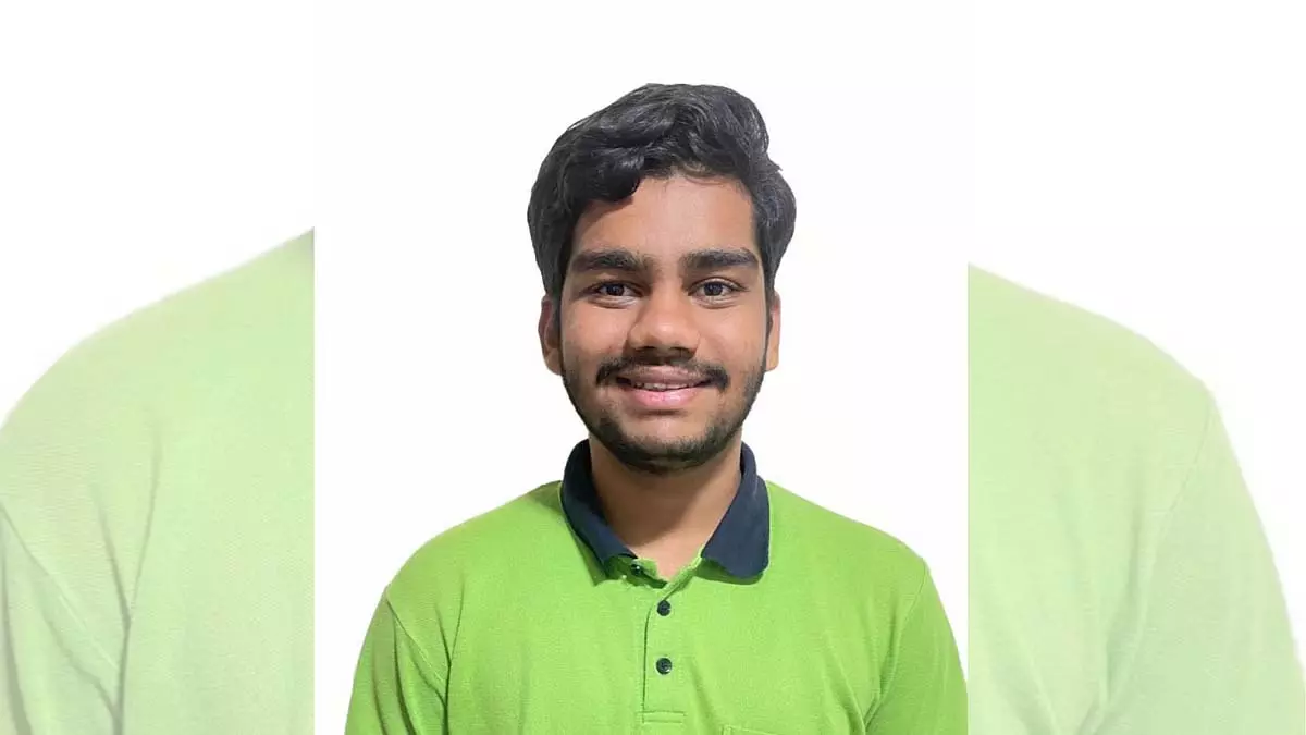 इंदौर के लड़के ने अंतर्राष्ट्रीय भौतिकी ओलंपियाड में मध्य प्रदेश के लिए पहला स्वर्ण पदक जीता इंदौर के लड़के ने अंतर्राष्ट्रीय भौतिकी ओलंपियाड में मध्य प्रदेश के लिए पहला स्वर्ण पदक जीता