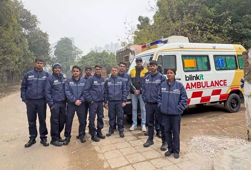 ब्लिंकिट 10 मिनट की एम्बुलेंस सेवा में पैरामेडिक्स की सुविधा शुरू करेगा ब्लिंकिट 10 मिनट की एम्बुलेंस सेवा में पैरामेडिक्स की सुविधा शुरू करेगा