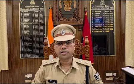 पुलिस की बड़ी कामयाबी: दो लुटेरों को कराया सरेंडर, 5.35 लाख रुपए बरामद पुलिस की बड़ी कामयाबी: दो लुटेरों को कराया सरेंडर, 5.35 लाख रुपए बरामद
