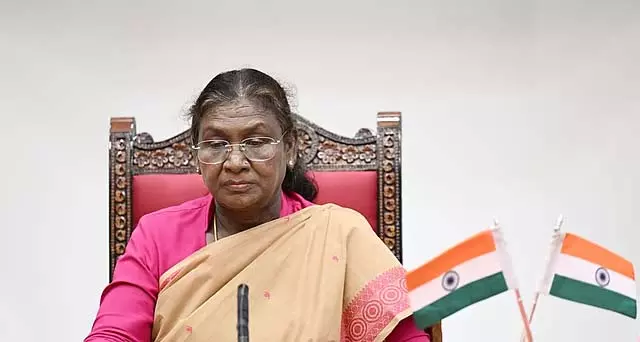 कारगिल विजय दिवस: सैनिकों को भावभीनी श्रद्धांजलि कारगिल विजय दिवस: सैनिकों को भावभीनी श्रद्धांजलि