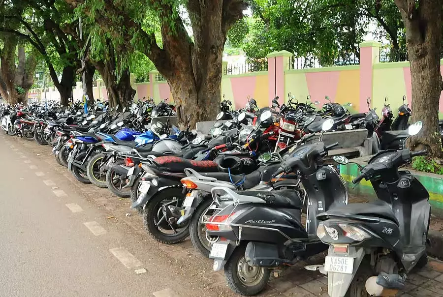 Tumkur : एक अपरिवर्तित रेलवे स्टेशन की छवि Tumkur : एक अपरिवर्तित रेलवे स्टेशन की छवि