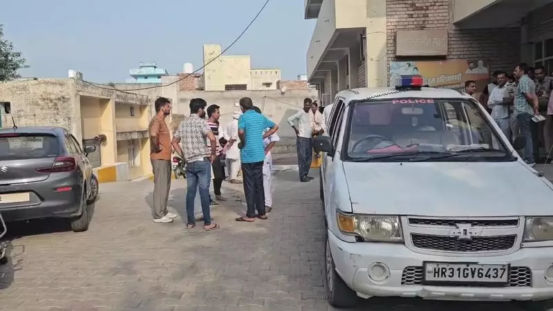 Haryana : जींद जिले में भाजपा नेता के बेटे की चाकू मारकर हत्या Haryana : जींद जिले में भाजपा नेता के बेटे की चाकू मारकर हत्या
