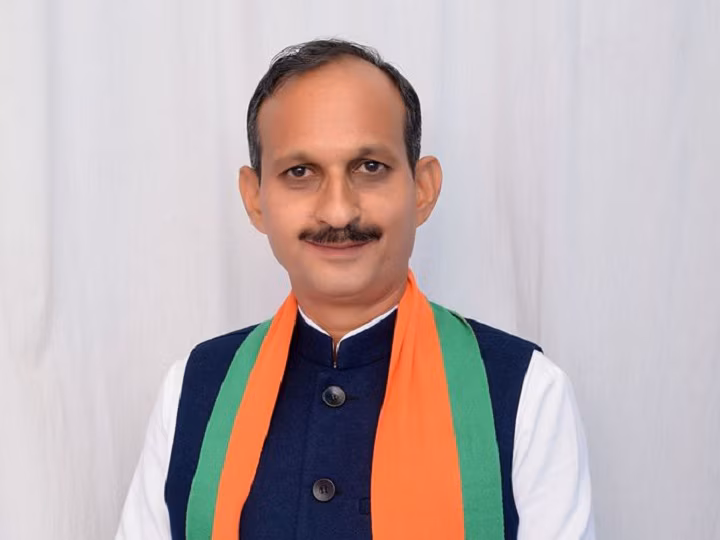 BJP MLA सतपाल सत्ती ने कांग्रेस सरकार पर हिमाचल प्रदेश में पक्षपात और कुप्रबंधन का आरोप लगाया BJP MLA सतपाल सत्ती ने कांग्रेस सरकार पर हिमाचल प्रदेश में पक्षपात और कुप्रबंधन का आरोप लगाया