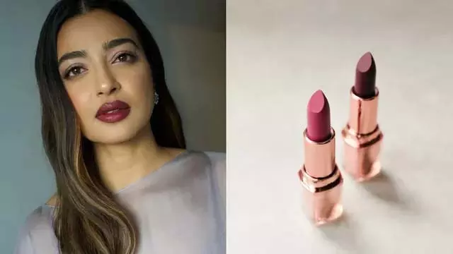 Lipstick Day 2025: सांवली त्वचा पर भी जंचने वाले 5 गहरे लिपस्टिक रंग Lipstick Day 2025: सांवली त्वचा पर भी जंचने वाले 5 गहरे लिपस्टिक रंग